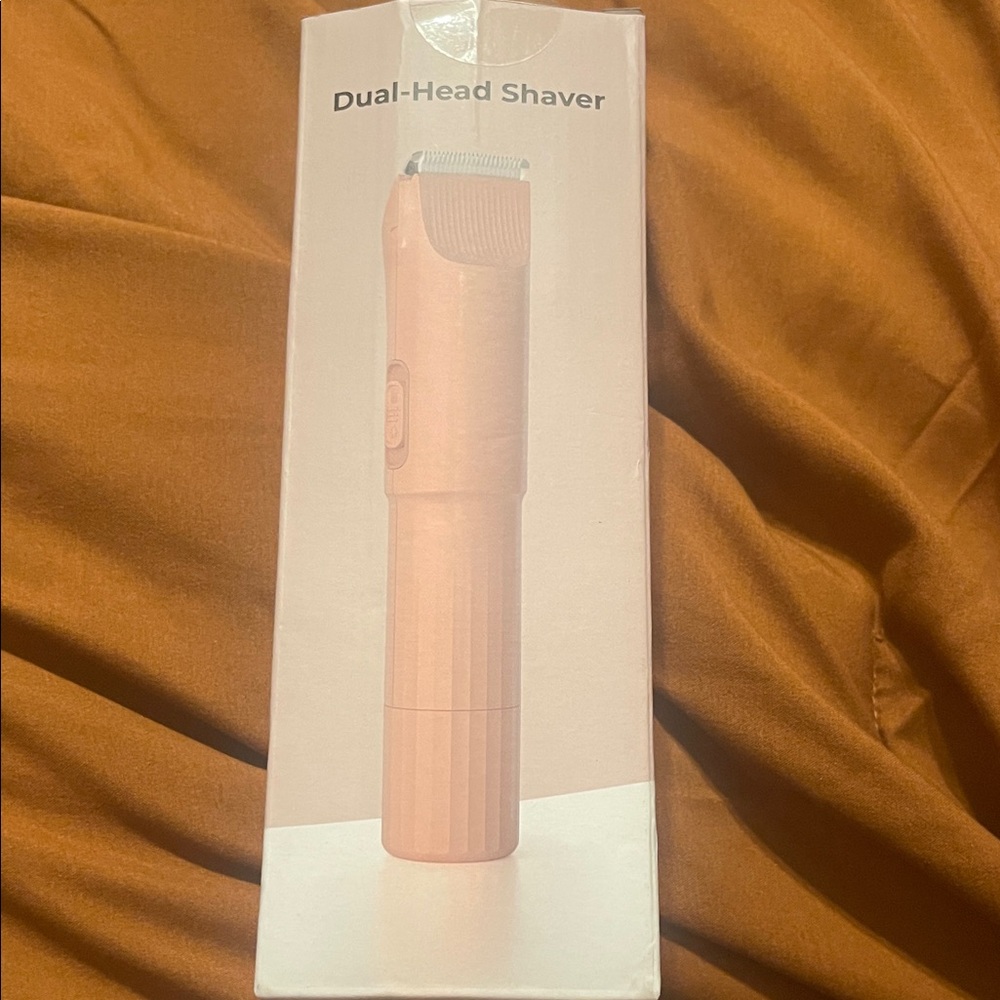 Dual-Head Shaver in Pink